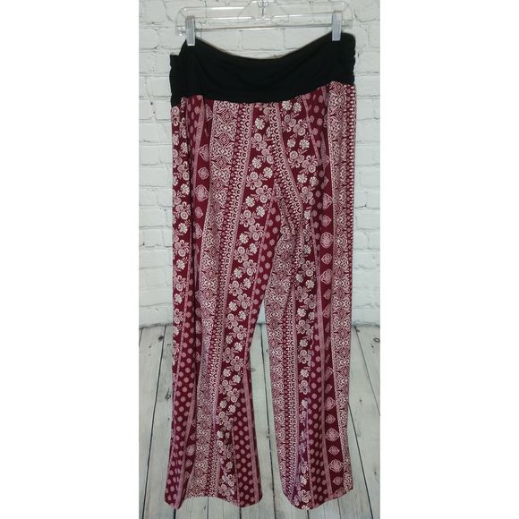 Planet Motherhood Comfy Red Pants, XL - Picture 5 of 6